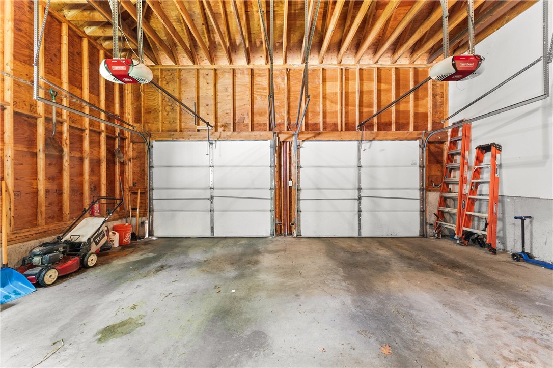 4 Crestwood Drive