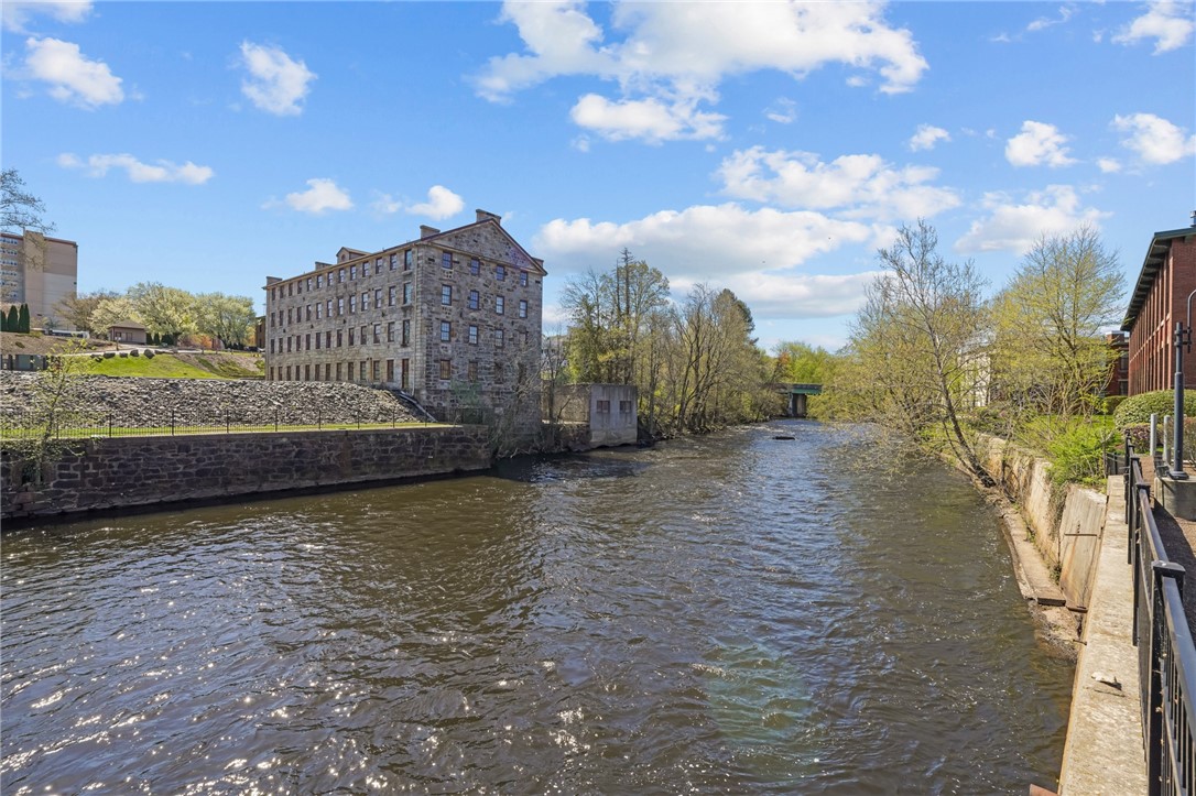 180 Allen Street 107