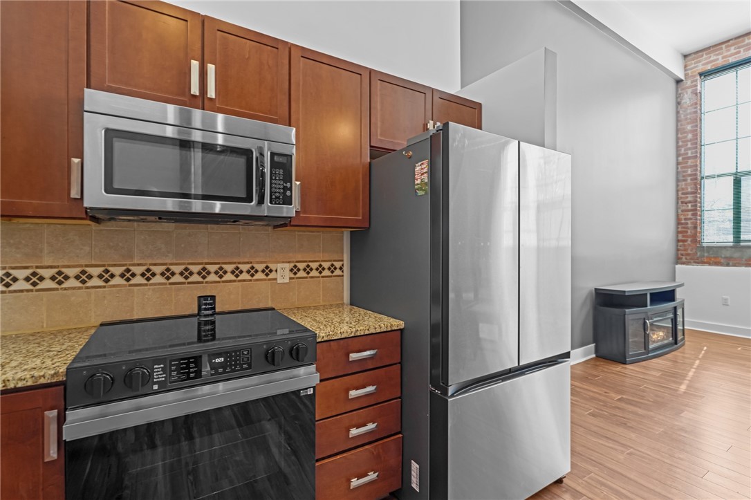 180 Allen Street 107