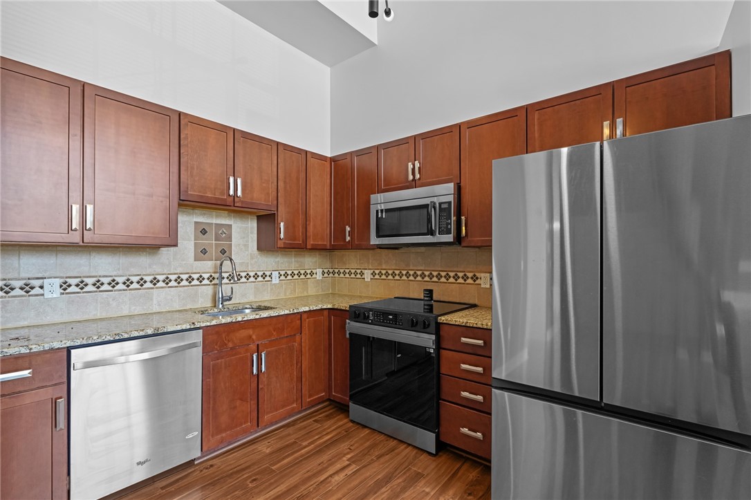 180 Allen Street 107