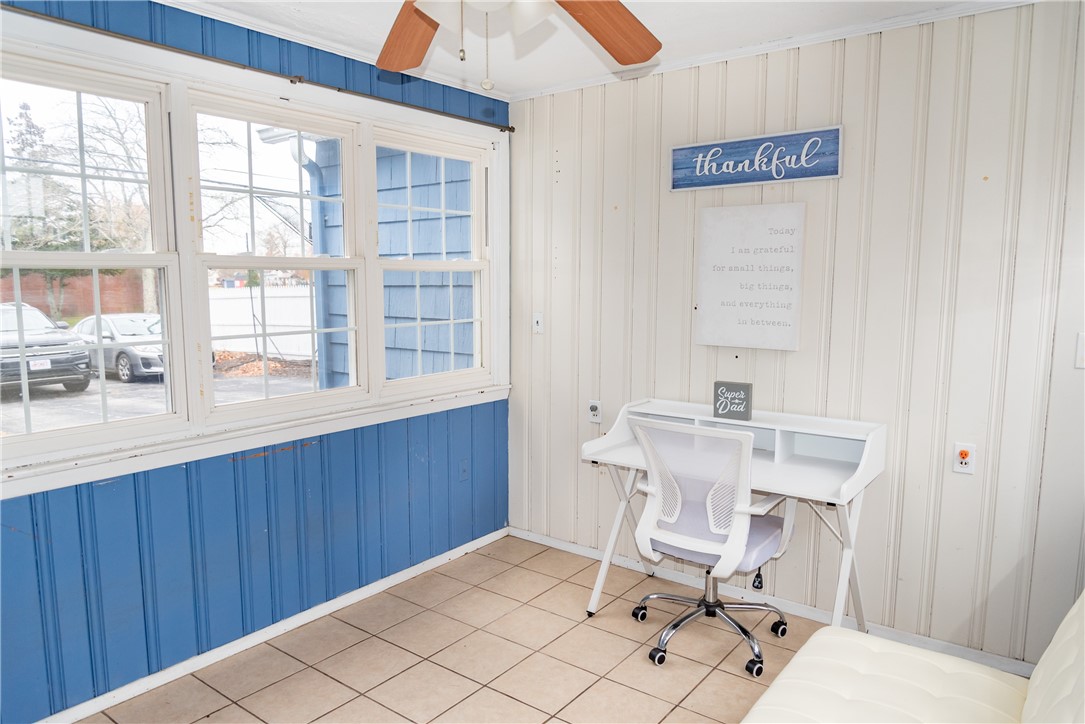 260 Grosvenor Avenue