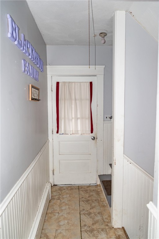 260 Grosvenor Avenue