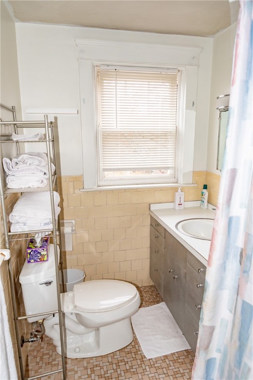 260 Grosvenor Avenue