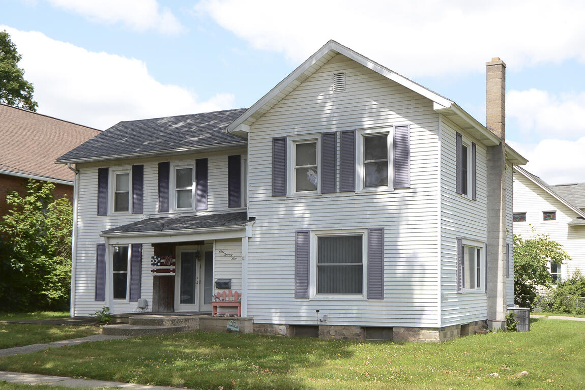 125 E Maple Street