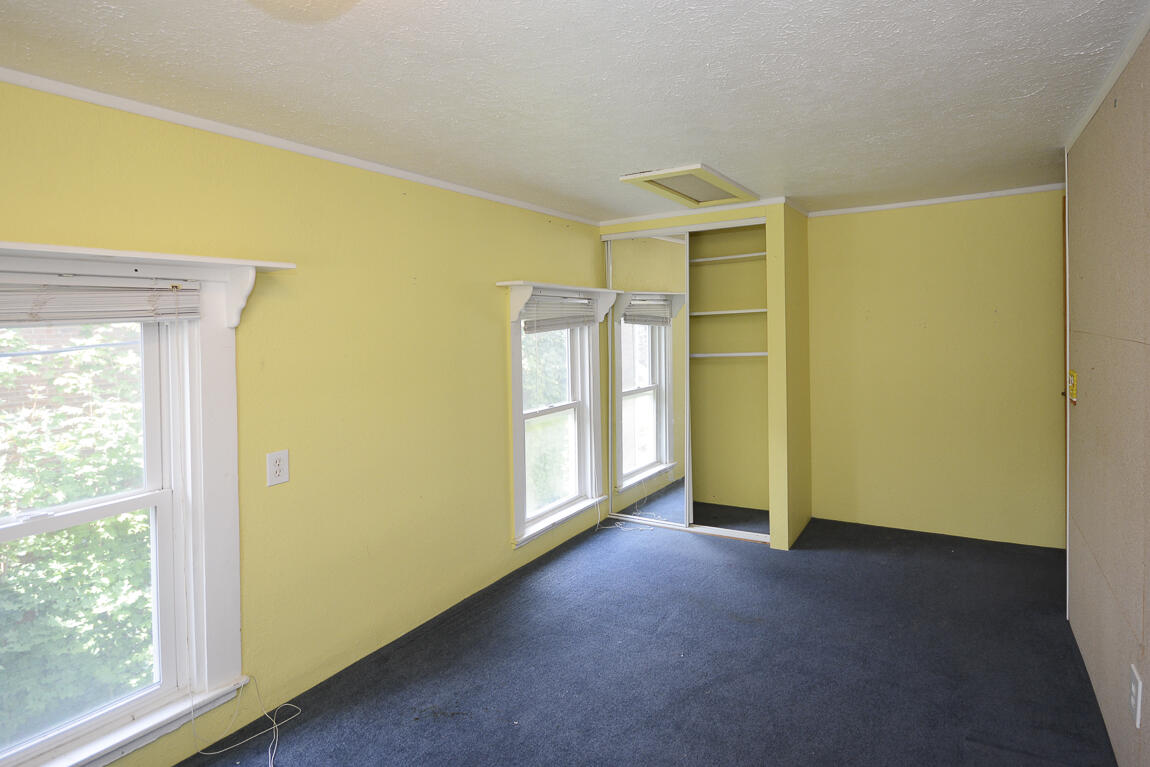 125 E Maple Street