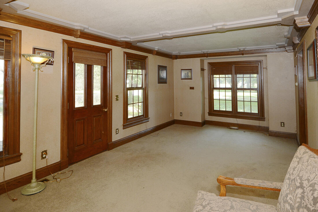 4699 W Hickory Road