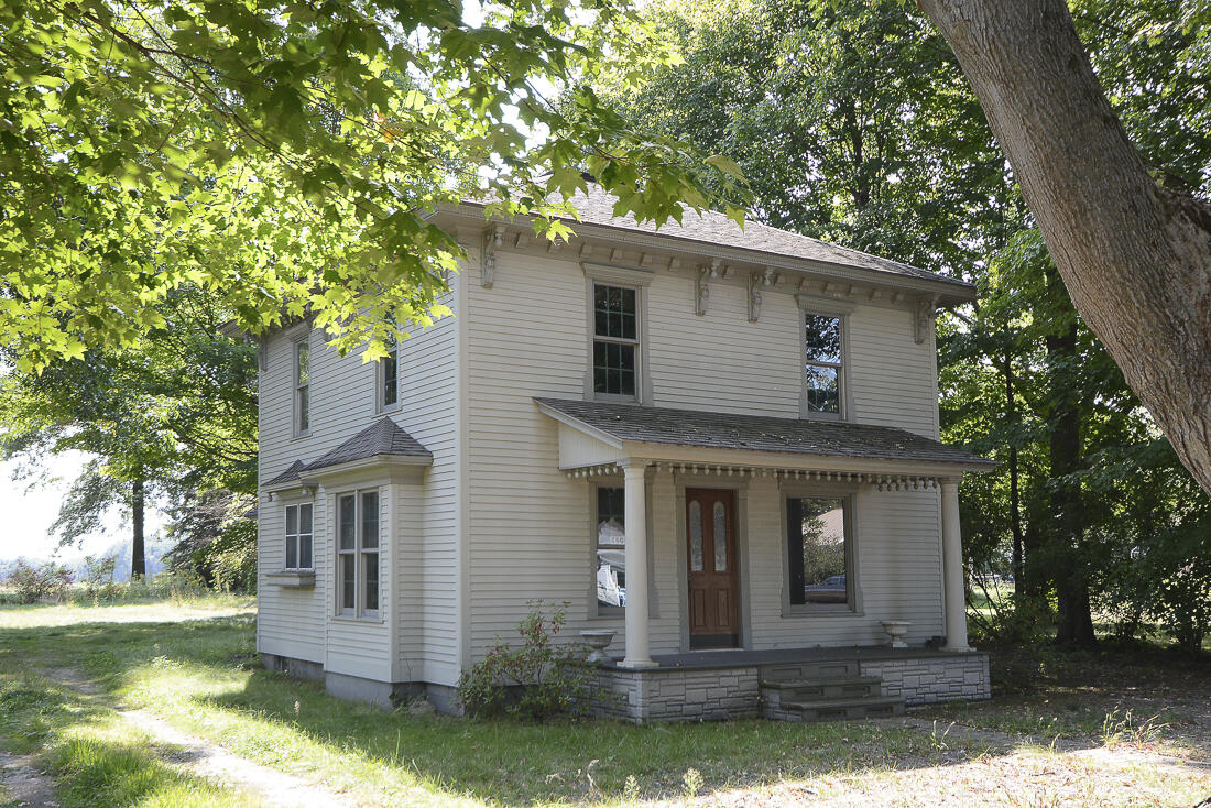4699 W Hickory Road