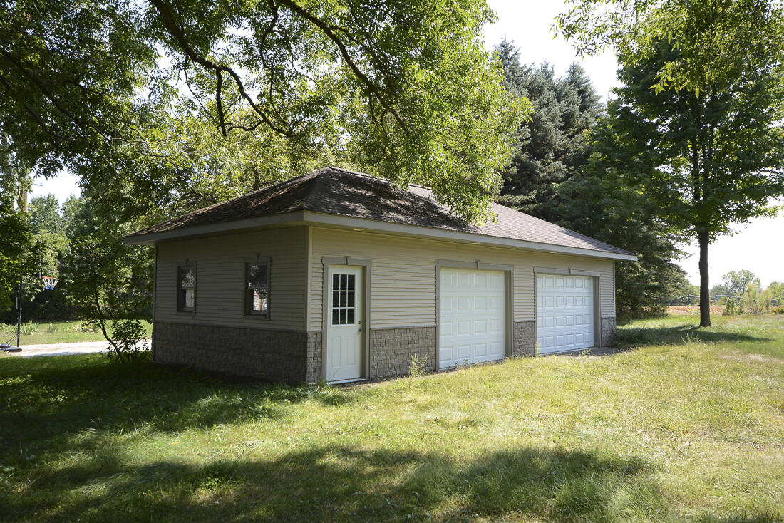 4699 W Hickory Road