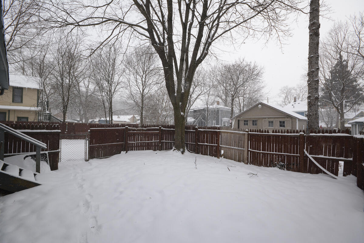 708 McCourtie