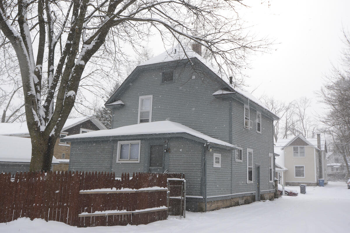 708 McCourtie