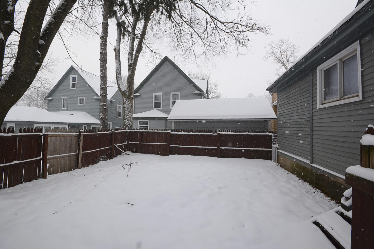 708 McCourtie