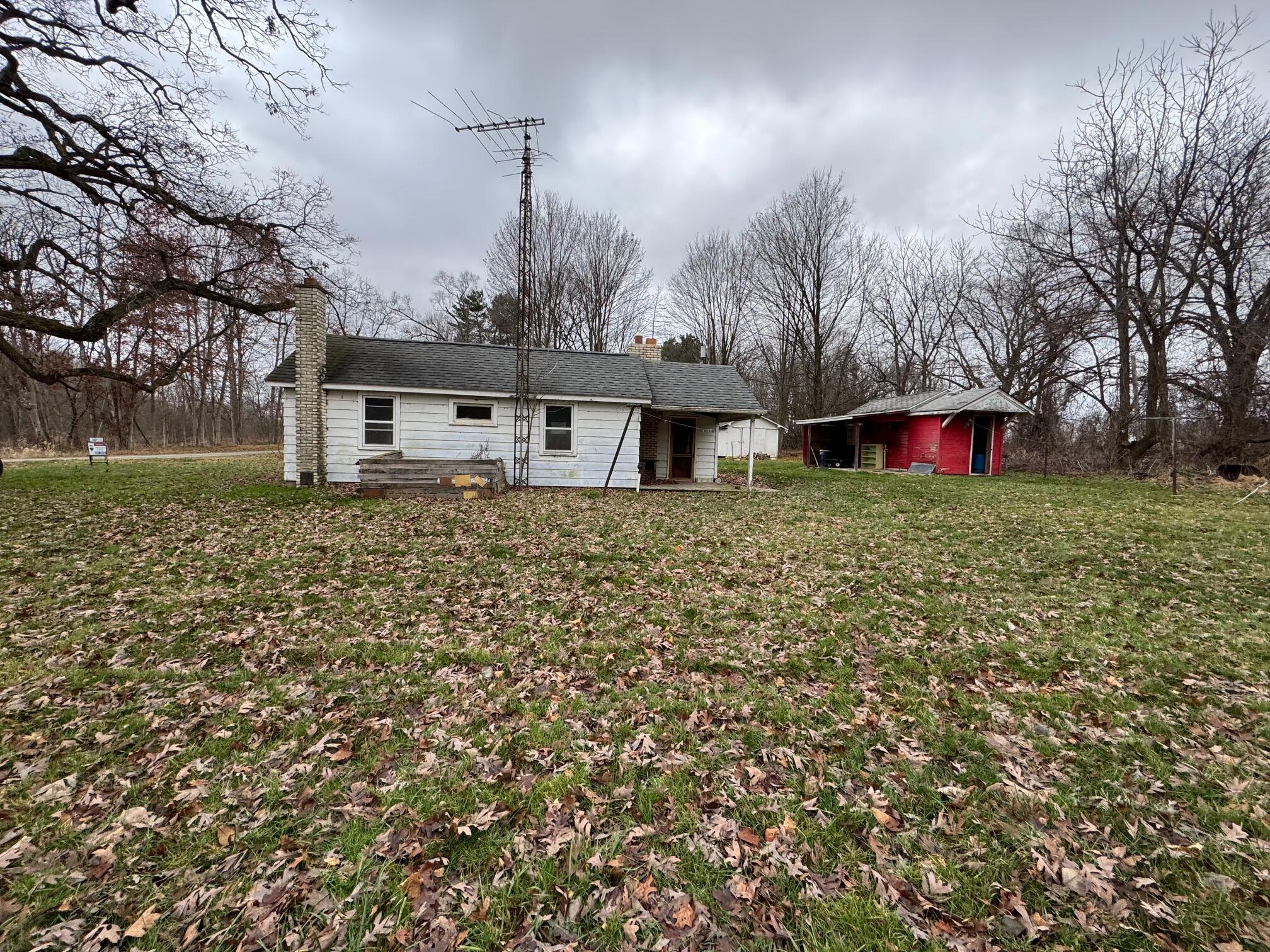 11255 E S Avenue E