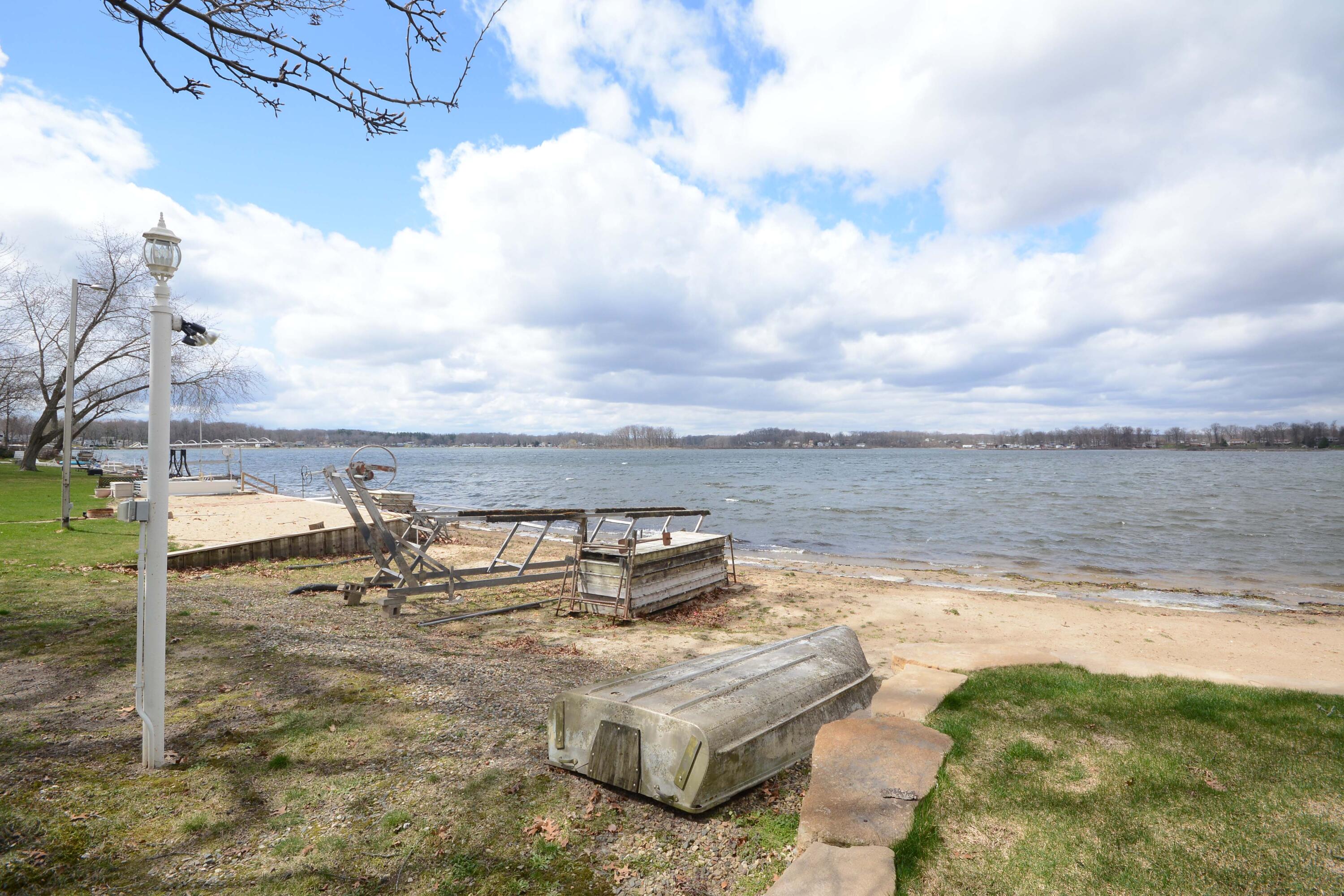 11228 E Shore Drive
