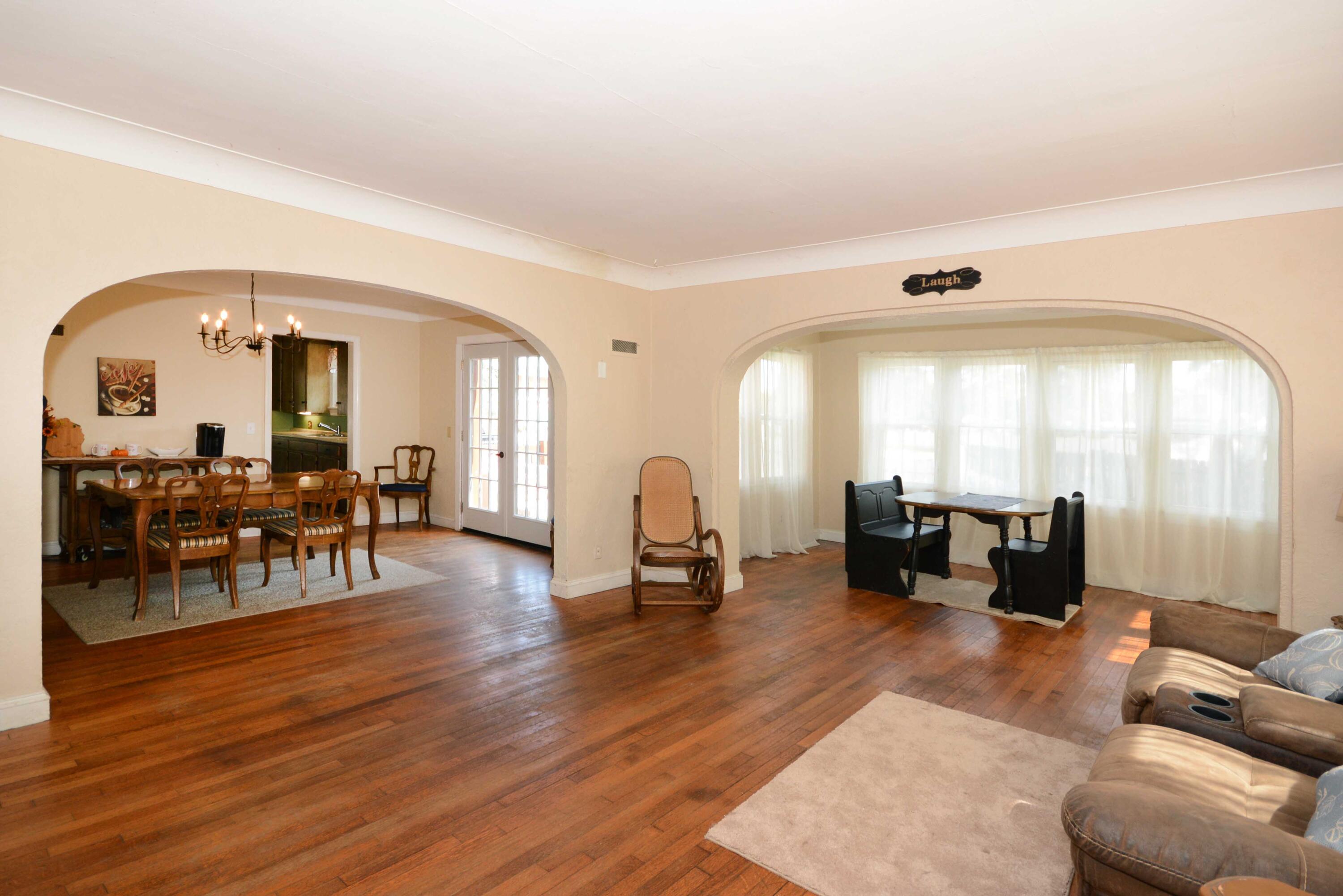 5287 Comstock Drive