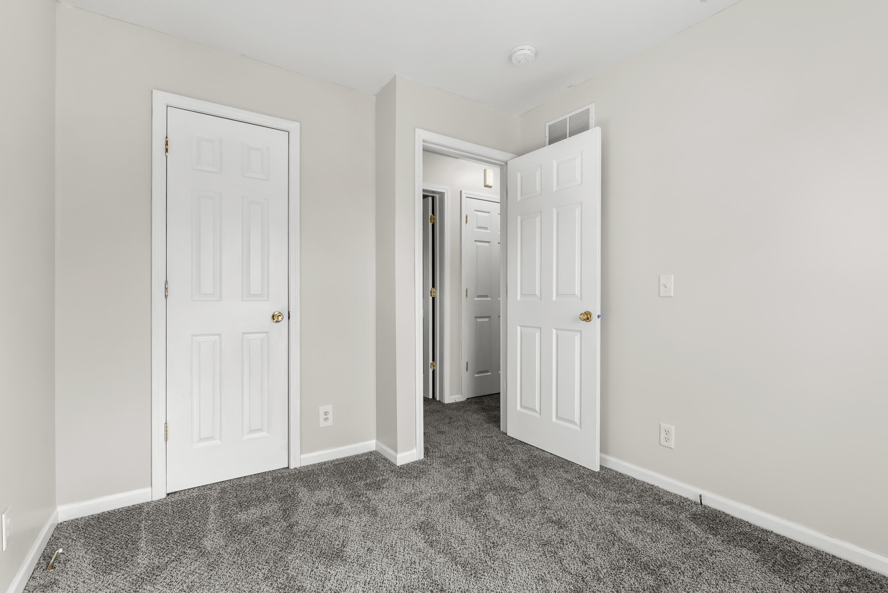 1016 W Villas Drive