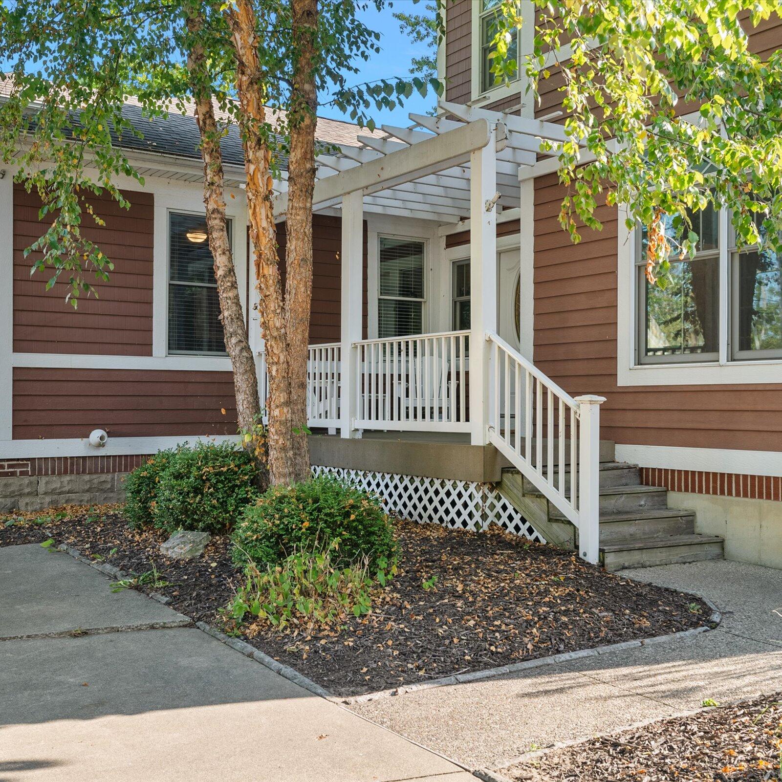 202 Oak Street