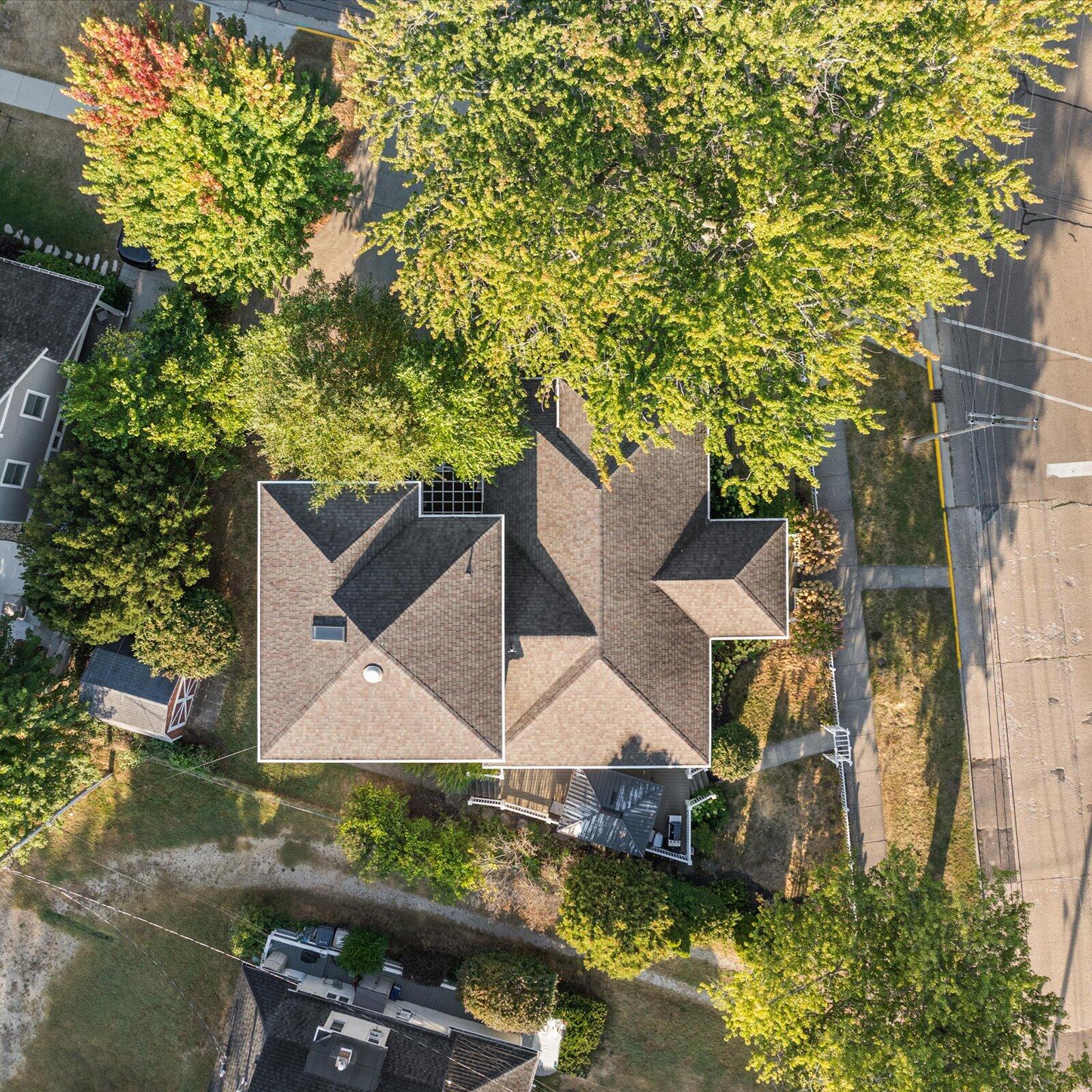 202 Oak Street