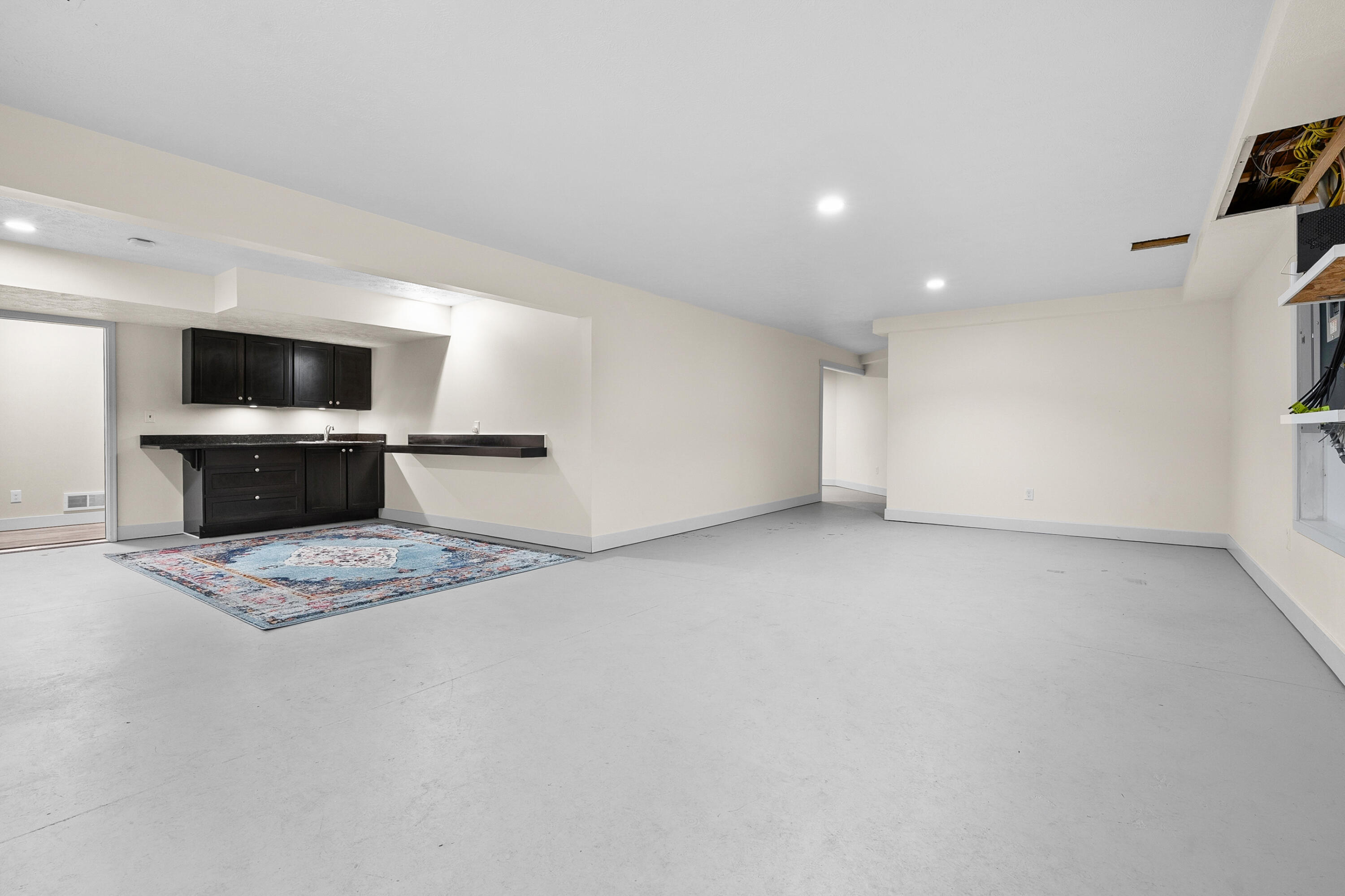 1050 102nd Avenue