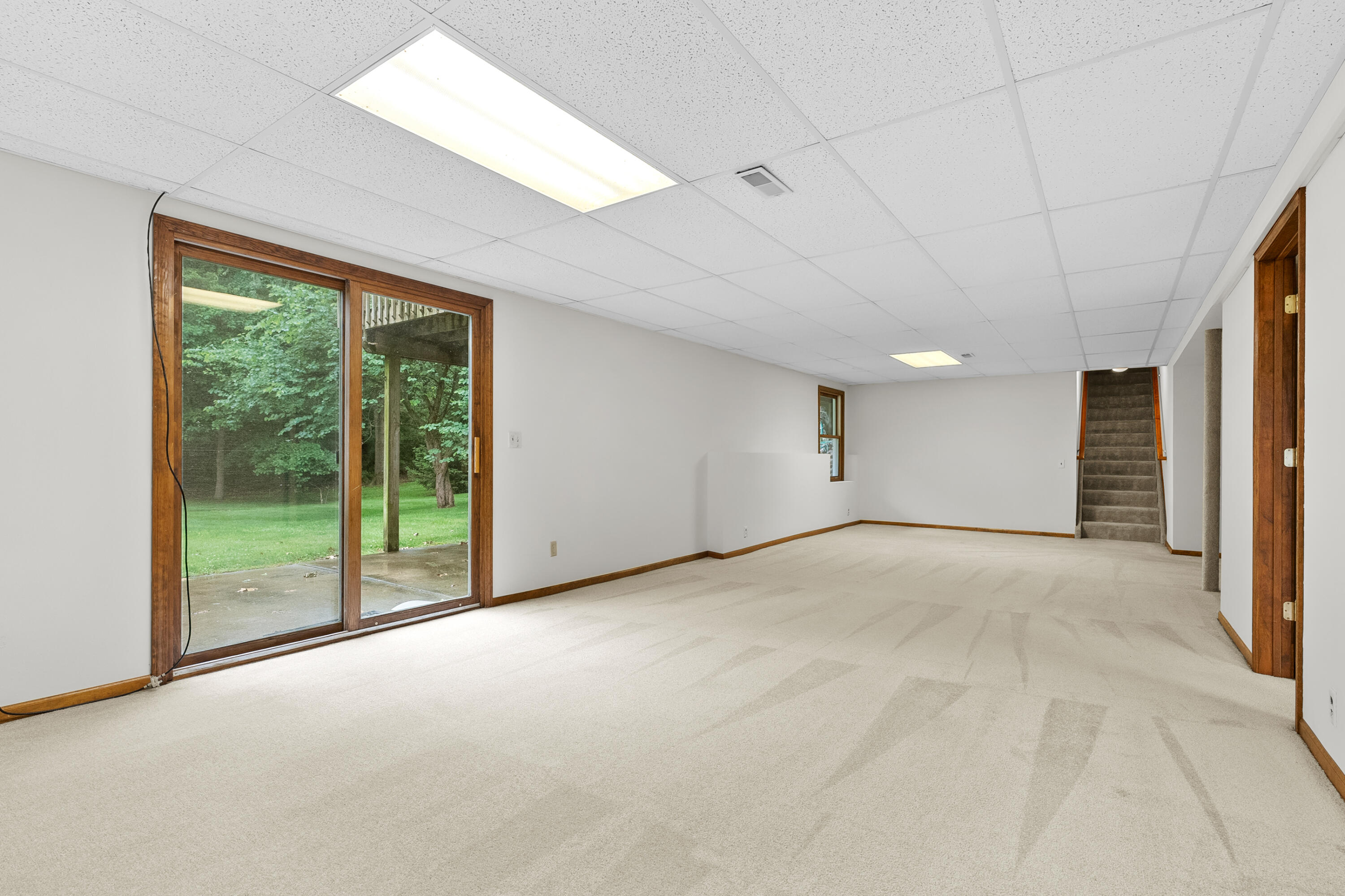 52135 Nancy Lane