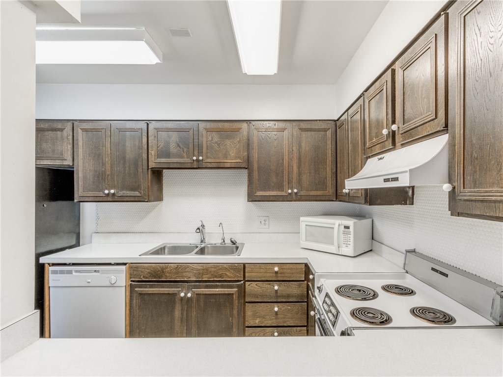 4078 NW 36th Street