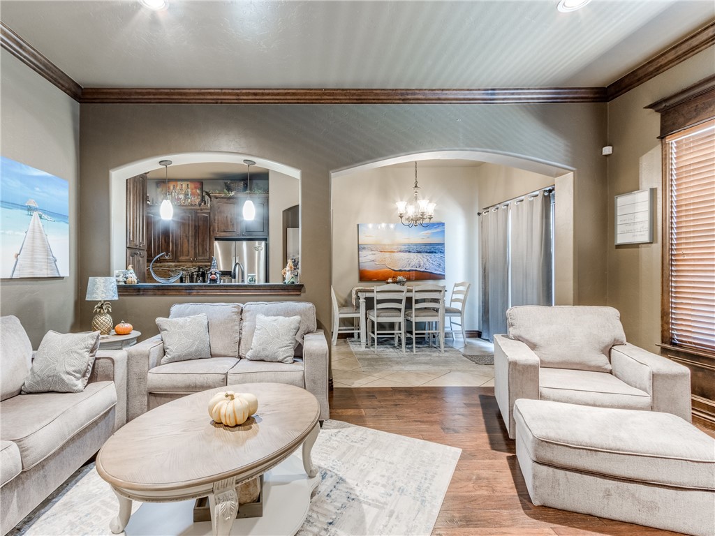 6101 Bent Wood Drive