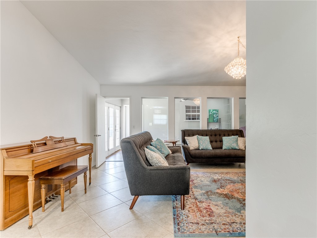 720 NW 138th Street