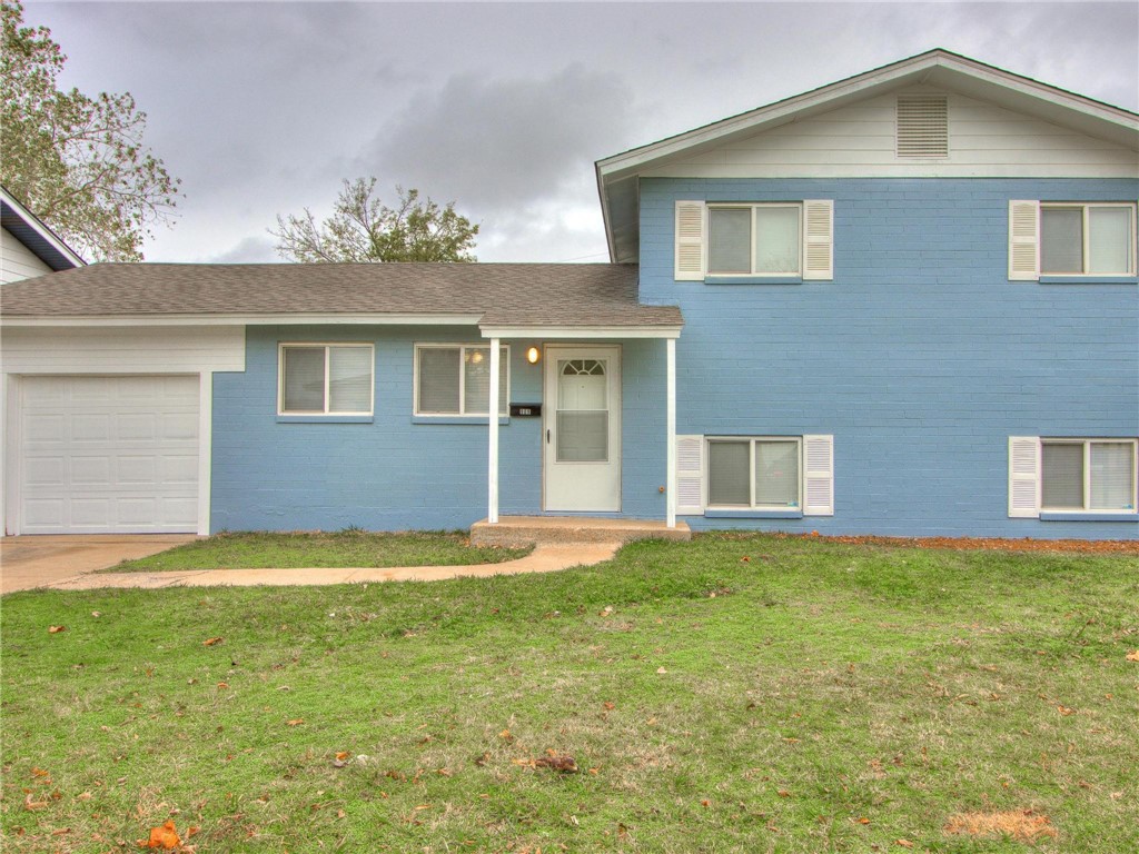 909 Astoria Drive
