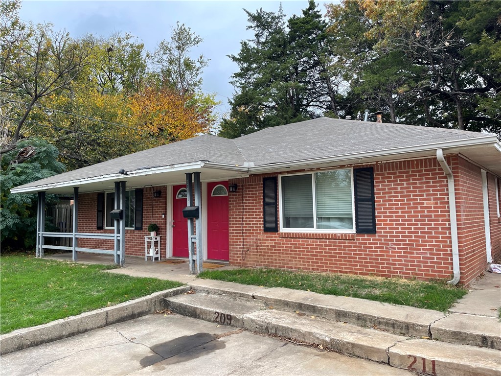 209 Farmer Street 211