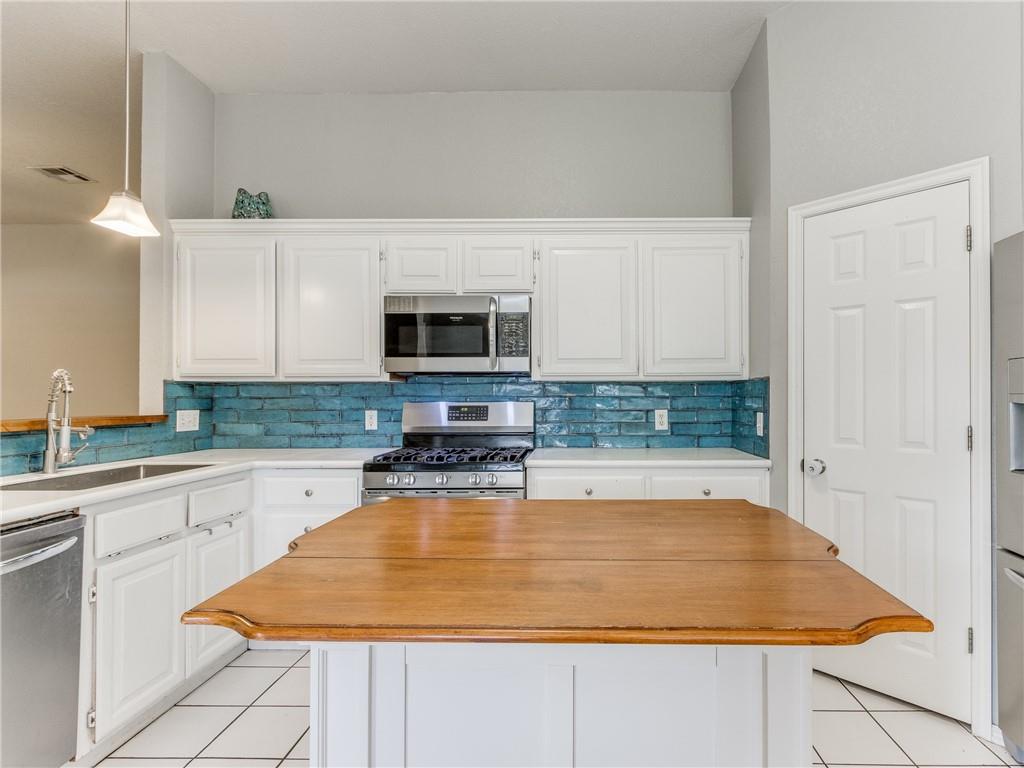 2512 Port Rush Drive