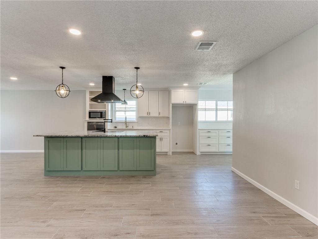 232 S Ranchwood Manor Drive
