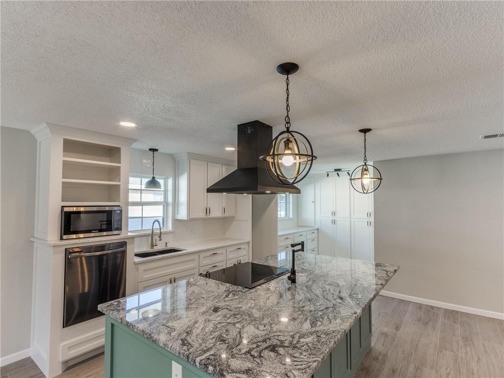232 S Ranchwood Manor Drive