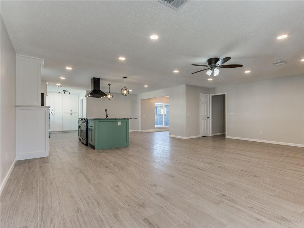 232 S Ranchwood Manor Drive
