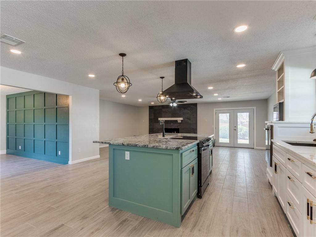 232 S Ranchwood Manor Drive
