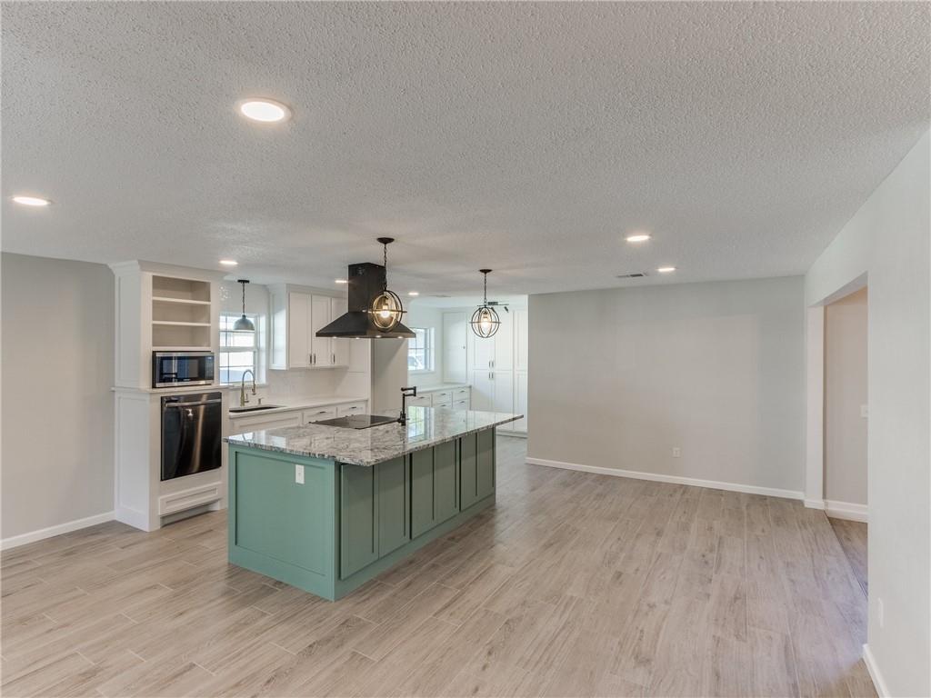 232 S Ranchwood Manor Drive