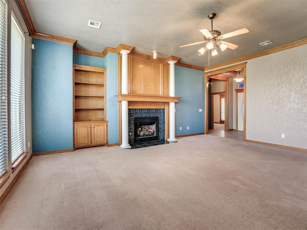 1901 Oak Drive