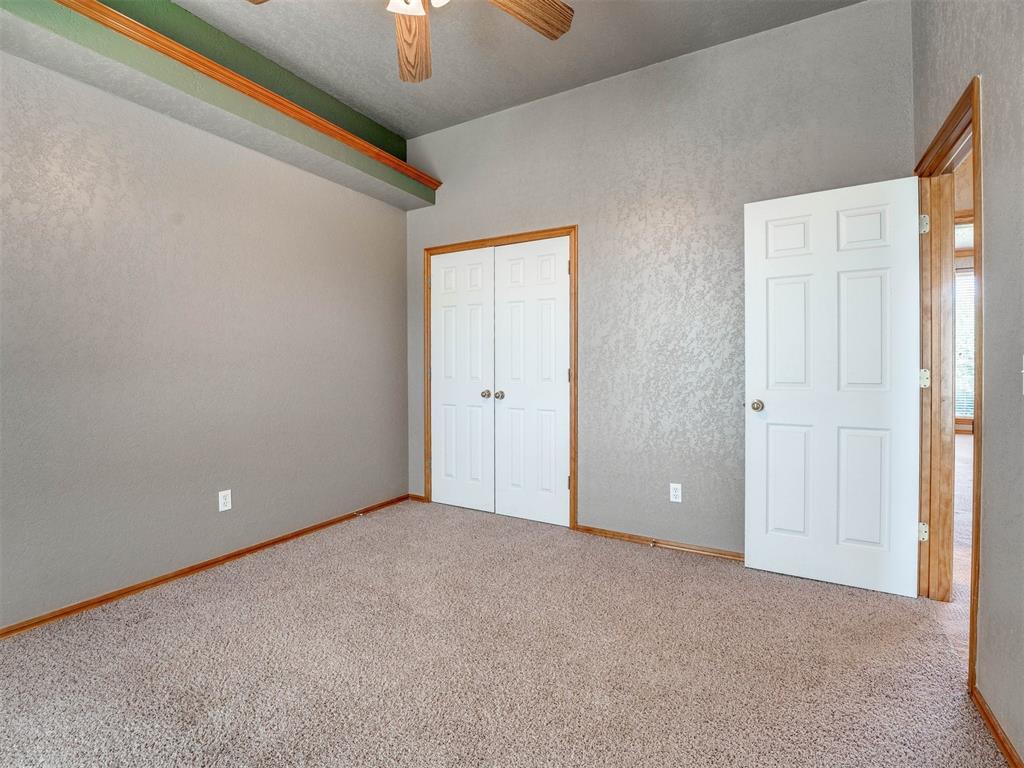 1901 Oak Drive