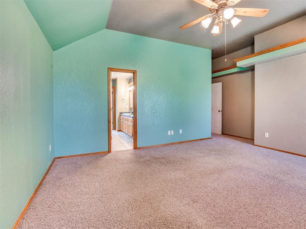 1901 Oak Drive