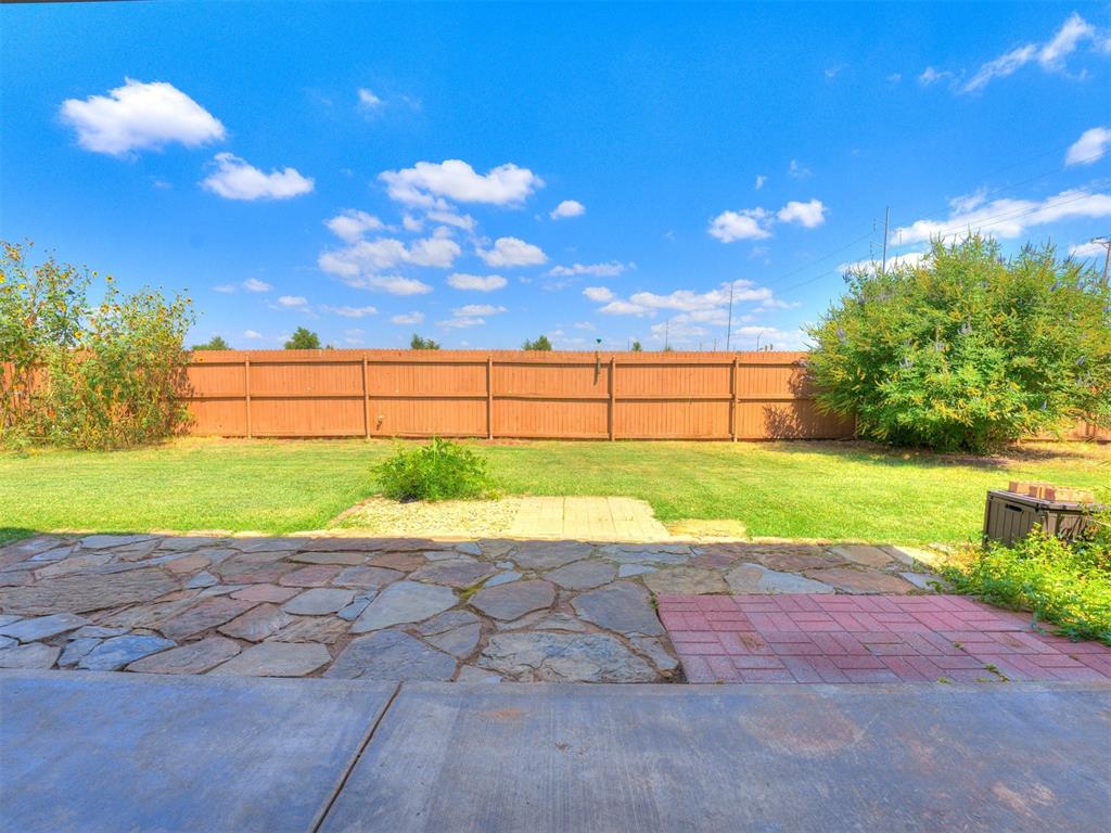 1901 Oak Drive