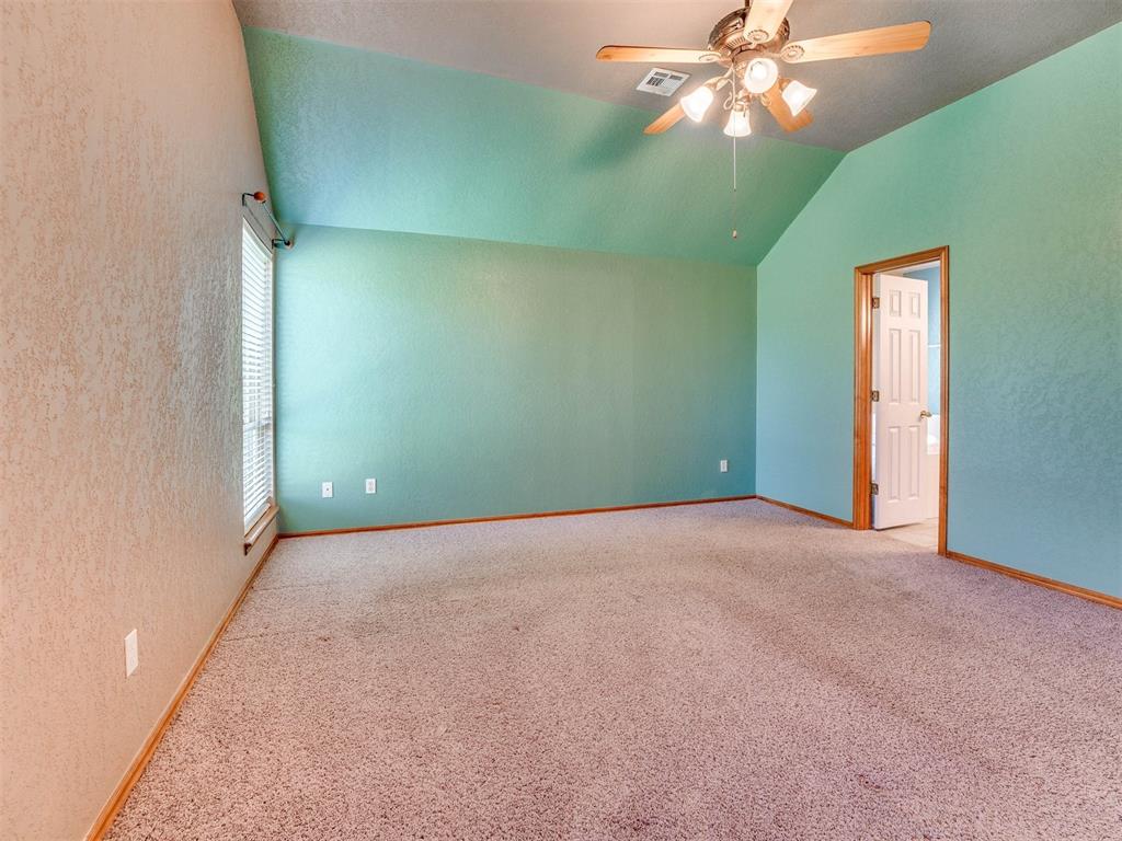 1901 Oak Drive