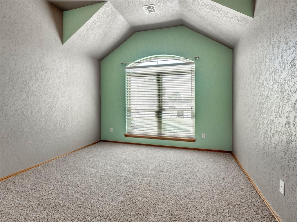 1901 Oak Drive