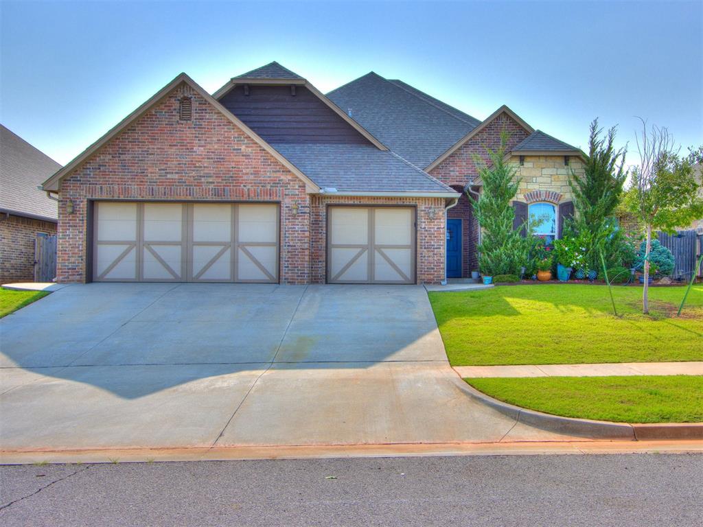 1005 Dayton Lane