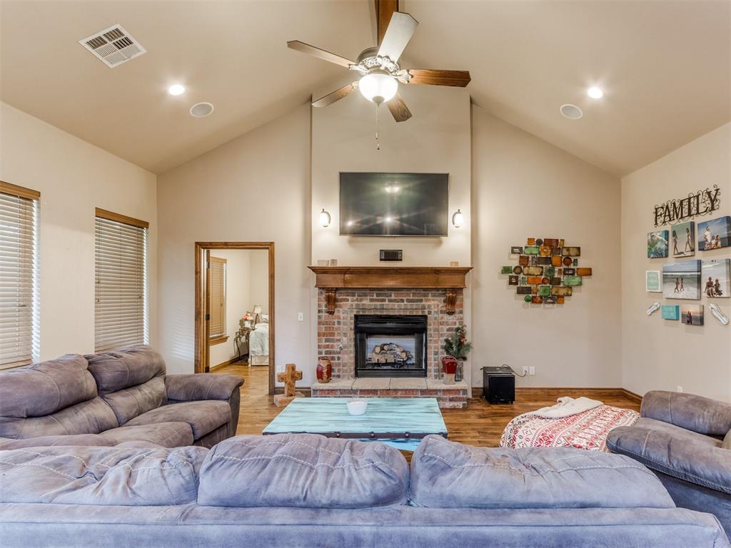1005 Dayton Lane
