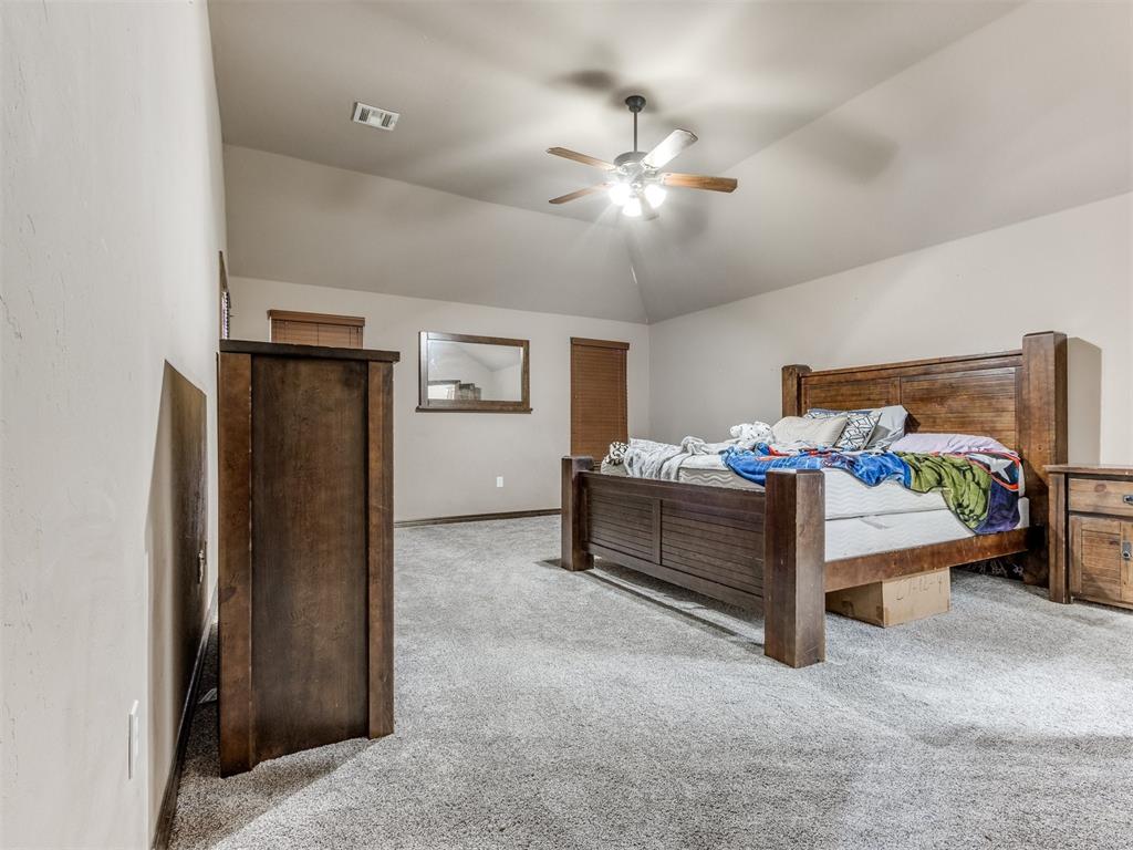 737 SW 45th Street