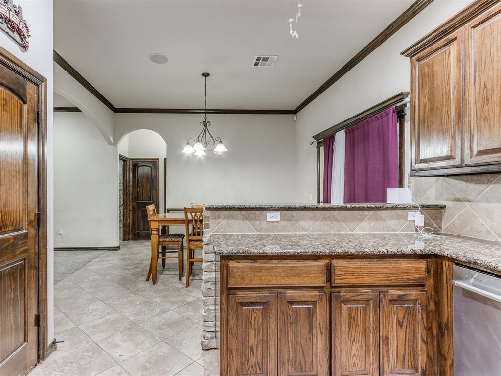 737 SW 45th Street