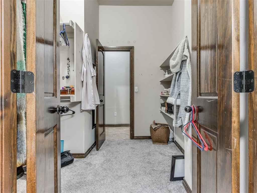 737 SW 45th Street