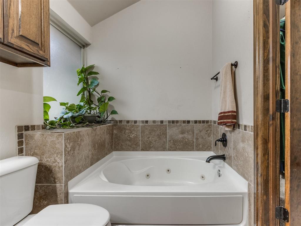 737 SW 45th Street