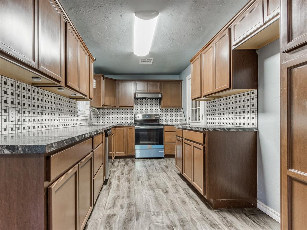 772 SW 1st Street