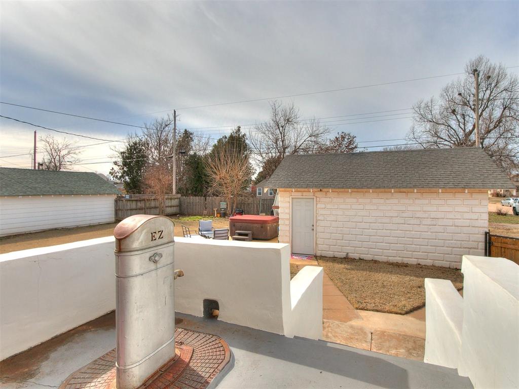802 S 7th Street
