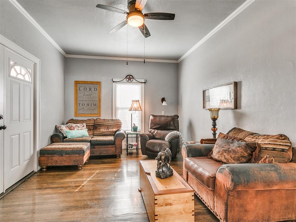 802 S 7th Street