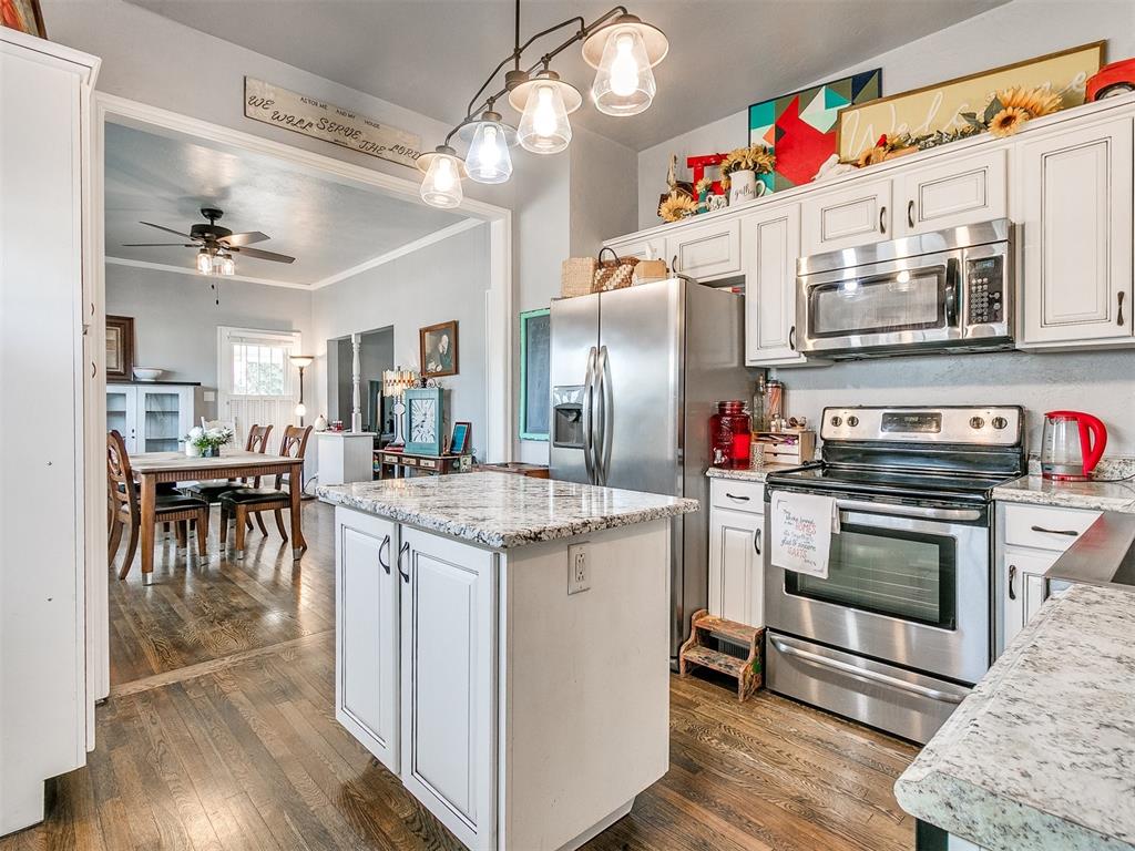 802 S 7th Street